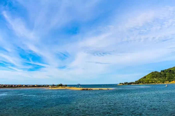 Biển Thiên Cầm – Khám phá vẻ đẹp hoang sơ của Hà Tĩnh