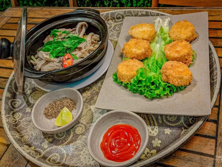 Top 17 quán chay Đà Nẵng ngon nức tiếng